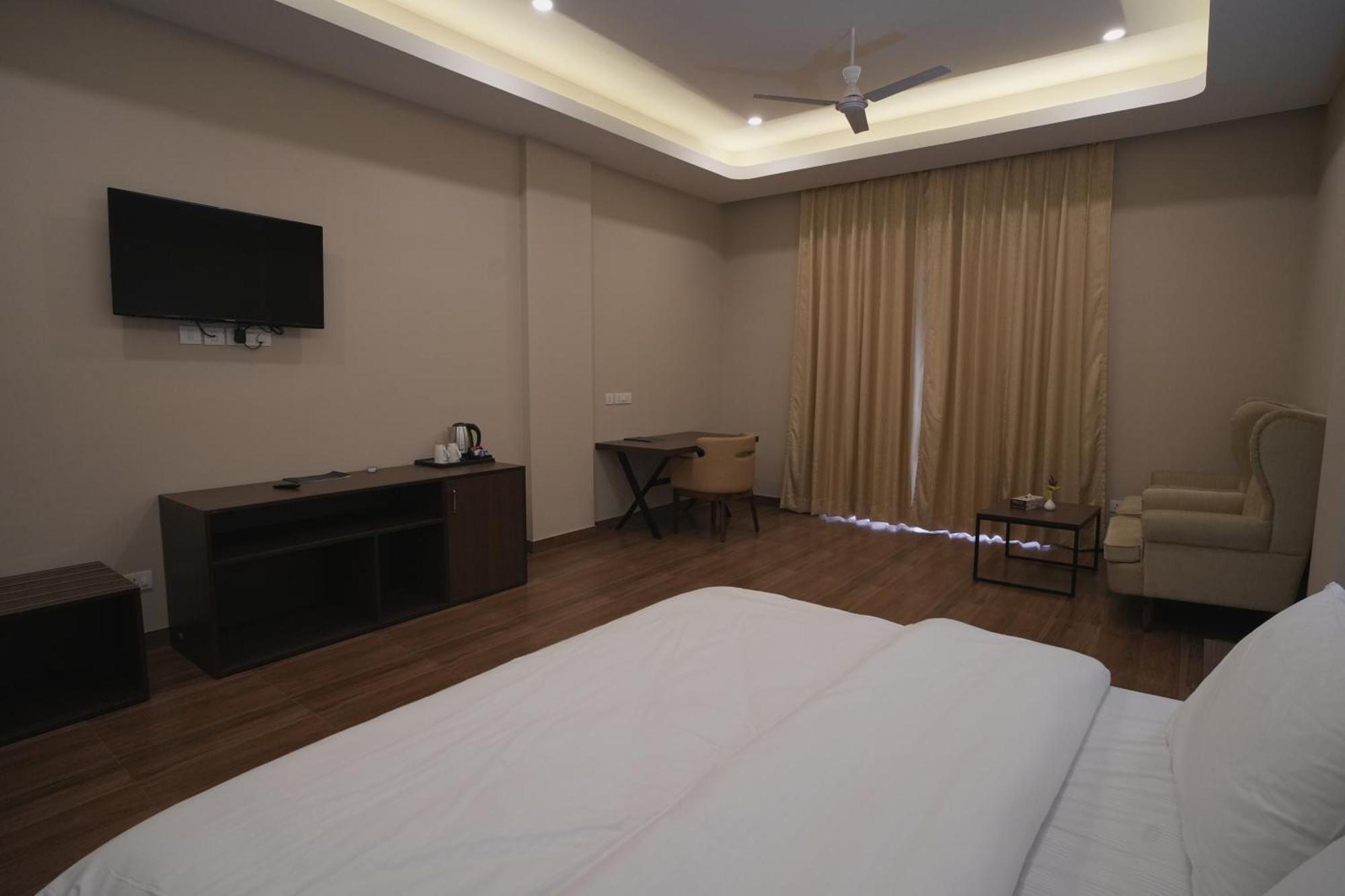 Mohali Tdi Club Retreat Sector-110酒店 外观 照片