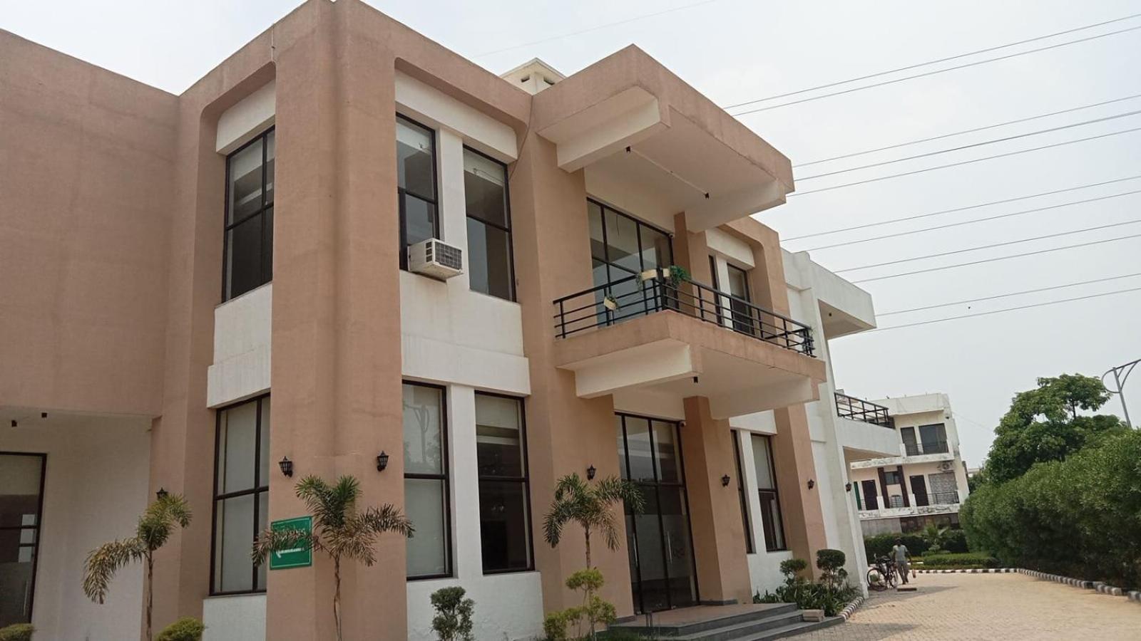 Mohali Tdi Club Retreat Sector-110酒店 外观 照片